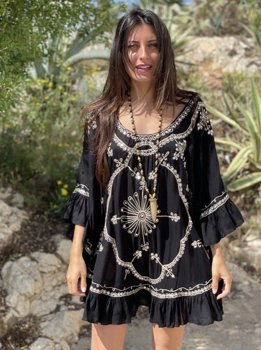 Chic Embroidered Black Casual Dress